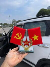 Bộ cờ để taplo xe ô tô Ngôi Sao Việt Nam