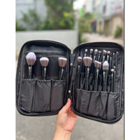 BỘ CỌ TRANG ĐIỂM CÁ NHÂN VÀ CHUYÊN NGHIỆP - LYNH 18 CÂY