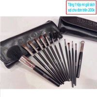 Bộ cọ trang điểm CLIO Professional 13 cây bao gồm bao da đựng