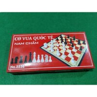 Bộ cờ vua nam châm bàn cờ gập