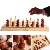 Bộ cờ Vua và bàn cờ bằng gỗ tự nhiên