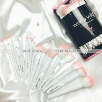 Bộ cọ Wet N Wild 𝐁𝐫𝐮𝐬𝐡 𝐑𝐨𝐥𝐥 𝟏𝟕 𝐏𝐢𝐞𝐜𝐞 𝐂𝐨𝐥𝐥𝐞𝐜𝐭𝐢𝐨𝐧