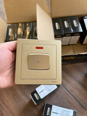 Bộ công tắc bình nước nóng 20A Uten Q7GK20A