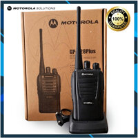 Bộ đàm Motorola GP-328Plus phiên bản nhỏ gọn. Công suất lớn 5W giúp phá vật cản tốt, đàm thoại liên tục 16 giờ  Hàng nhập khẩu