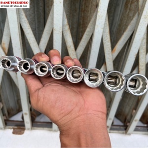 Bộ đầu tuýp 8 chi tiết 1/2 inch Kingtony 4010MR