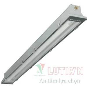 Bộ đèn chống thấm bụi Paragon PIFK136L18