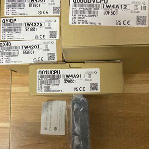 Bộ điều khiển lập trình Mitsubishi Q01UCPU