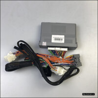 Bộ điều khiển lên xuống kính tự động xe CRV 2014 - 2018