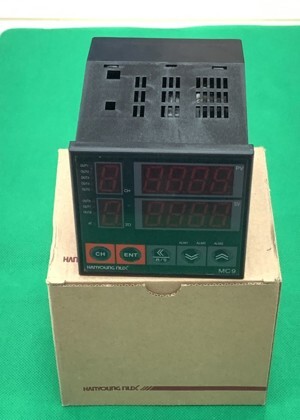 Bộ điều khiển nhiệt độ Hanyoung MC9-4D-D0-MN-3-2