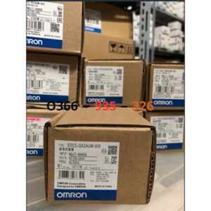 Bộ điều khiển nhiệt độ Omron E5CC-QX2AUM-000 48x48mm