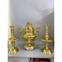 Bộ đỉnh nến (chân đèn) thờ lư thờ bằng đồng cao 60cm tam sự đỉnh chân đèn (nến) thờ bằng đồng.