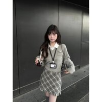 Bộ đồ hai mảnh phong cách Hàn Quốc thanh lịch thời trang đại học, áo len dài tay cổ V có túi và chân váy kẻ sọc YYHX