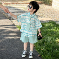 Bộ đồ ngắn tay phong cách Đại Học mùa hè cho bé trai, bộ đồ nhỏ đẹp Trai Kiểu Mới 2024, bộ đồ cô gái bán hoa mùa hè trẻ em