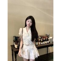 Bộ đồ thời trang cho nữ áo sơ mi ren trắng phối ren kiểu Pháp chân váy cạp cao váy ngắn hai chiếc thời trang