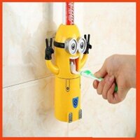 Bộ dụng cụ để bàn chải và kem đánh răng kèm cốc, bộ nhả kem tự động Minion - Gutykids