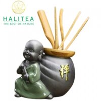 Bộ Dụng Cụ Gắp Trà Chú Tiểu Áo Xanh 6 Món