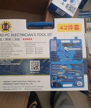 Bộ dụng cụ gia đình 42 chi tiết C-Mart K0004