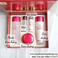 BỘ DƯỠNG DA 3W CLINIC COLLAGEN ĐỎ 5IN1 HÀN QUỐC