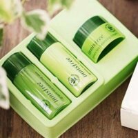 BỘ DƯỠNG TRẮNG DA MINI INNISFREE GREEN TEA FRESH SPECIAL KIT