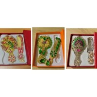 Bộ gương lược trang điểm cầm tay đính đá - phụ kiện hầu đồng