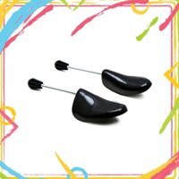 Bộ hai Form giữ giày thương hiệu TOMCITY - sở hữu thể chỉnh size thích hợp