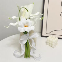 bó hoa cầm tay cô dâu rum trắng thanh khiết ceveria