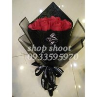 BÓ HOA ĐỎ 10BÔNG PHỐI GIẤY ĐEN SANG CHẢNH