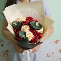 Bó hoa hồng đỏ đô vàng mỡ gà