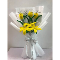 bó hoa  kẽm nhung bó 6 bông mix và 7 bông tuylip đủ màu siêu đẹp cho các dịp lễ