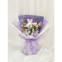 Bó hoa len xinh xắn kèm thỏ đáng yêu
