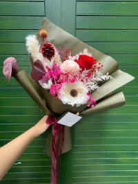 Bó hoa tone đỏ hồng