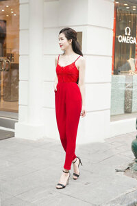 Bộ jumpsuit dài 2 dây phối ren màu đỏ