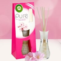 Bộ khuếch tán tinh dầu que mây Air Wick Cherry Blossom 30ml – hoa anh đào