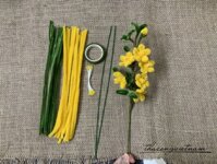 Bộ kit là hoa mai từ kẽm nhung