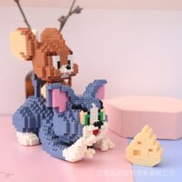 Bộ lego xếp hình tom và jerry ( chuột và mèo ) được các bé yêu thích