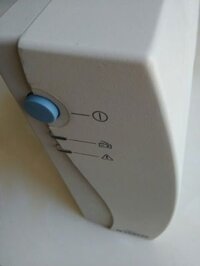 Bộ lưu điện ups 24v SANTAK TG1000 bảo hành 12T