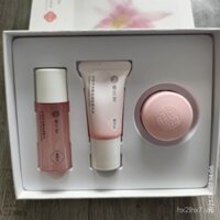 Bộ mẫu sản phẩm chăm sóc da Qihuali, bộ du lịch, nghiên cứu hoa, mẫu mật ong hoa cúc Ganoderma Tremella vàng