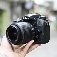 Bộ máy ảnh Nikon D7000 kèm ống kính Nikon AF-S 18-55mm F3.5-5.6 G