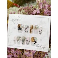 bộ móng tay giả đơn giản