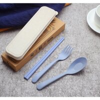 Bộ Muỗng Đũa Nĩa Dùng Bữa Kèm Hộp Đựng Nhựa Lúa Mạch