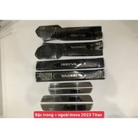 Bộ nẹp chân, ốp bậc giẫm 8 chi tiết ( 4 ốp bậc trong + 4 ốp bậc ngoài ) mạ titan xe Toyota Innova đời 2023, 2024