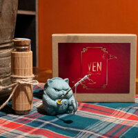 Bộ Nhang Trầm Hương Không Tăm 11cm (82 cây) & Tượng Mèo Quạu Kèm Chiếu Tre, Thưởng Trầm Thật Chill