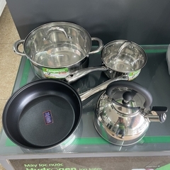 Bộ nồi chảo ấm inox Kangaroo KG998M