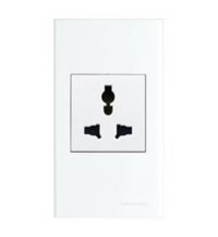 Bộ ổ cắm 3 chấu đa năng Panasonic WEGP1041SW-1