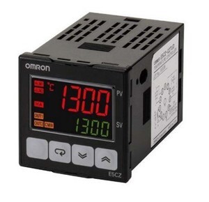Bộ ổn nhiệt Omron E5CZ-Q2MT