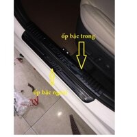 Bộ Ốp bậc cửa, Nẹp bước chân Kia Cerato 2019 2020 2021 2022 2023 . Titan tặng keo trợ dính