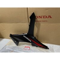Bộ ốp trung tâm trái WAVE RSX110 (2019) màu Đỏ đen chính hãng Honda (64355-K90-VC0ZE)