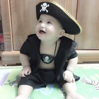 Bộ quần áo cướp biển