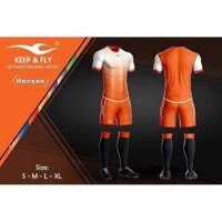 Bộ quần áo đá bóng T90