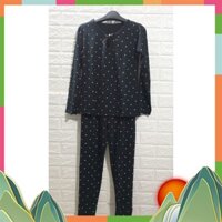 Bộ Quần Áo Nữ Chấm Bi Trẻ Trung